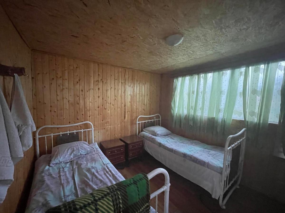 Hotel Chveni Ezo Ambrolauri Exteriér fotografie