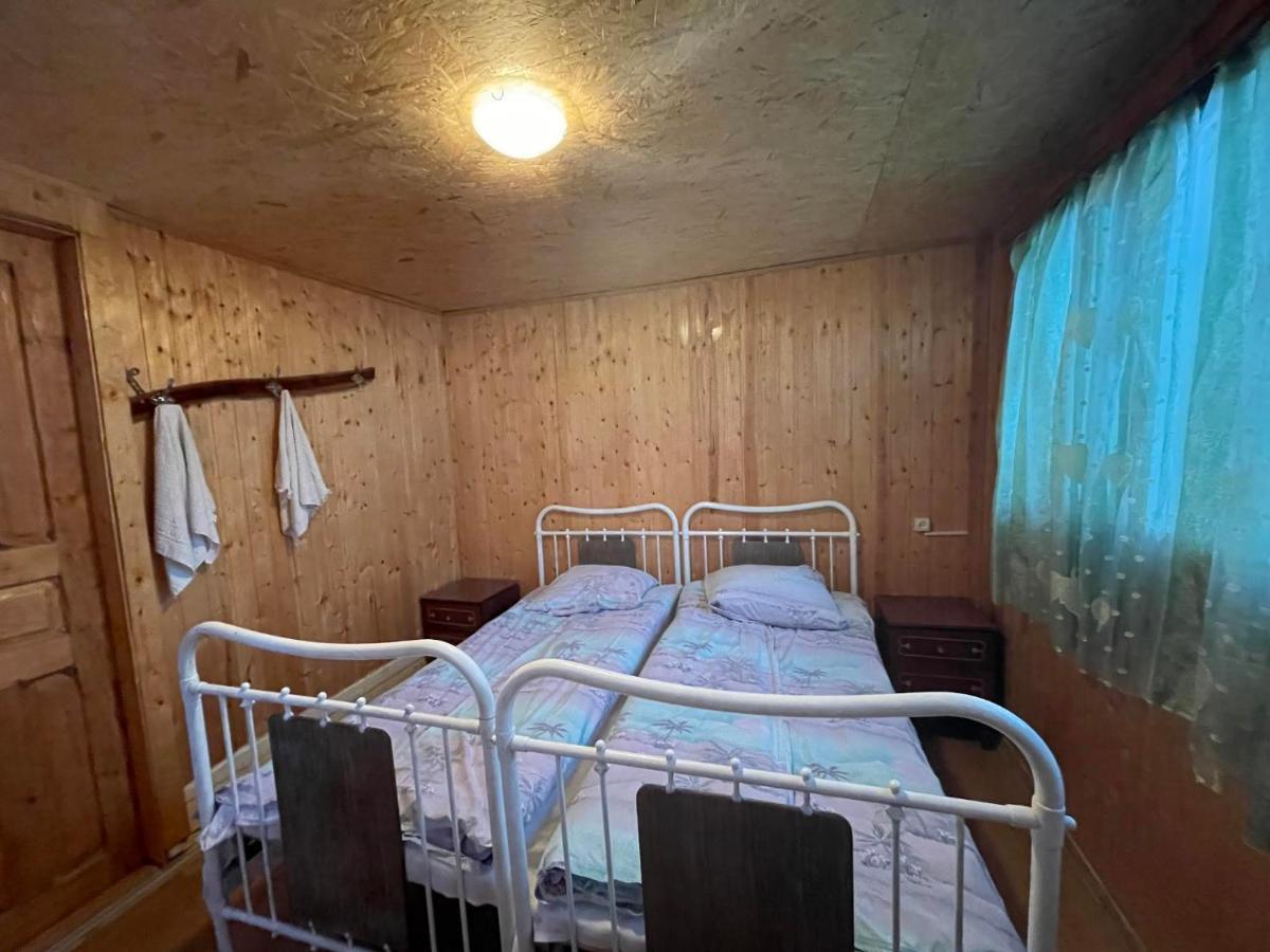 Hotel Chveni Ezo Ambrolauri Exteriér fotografie