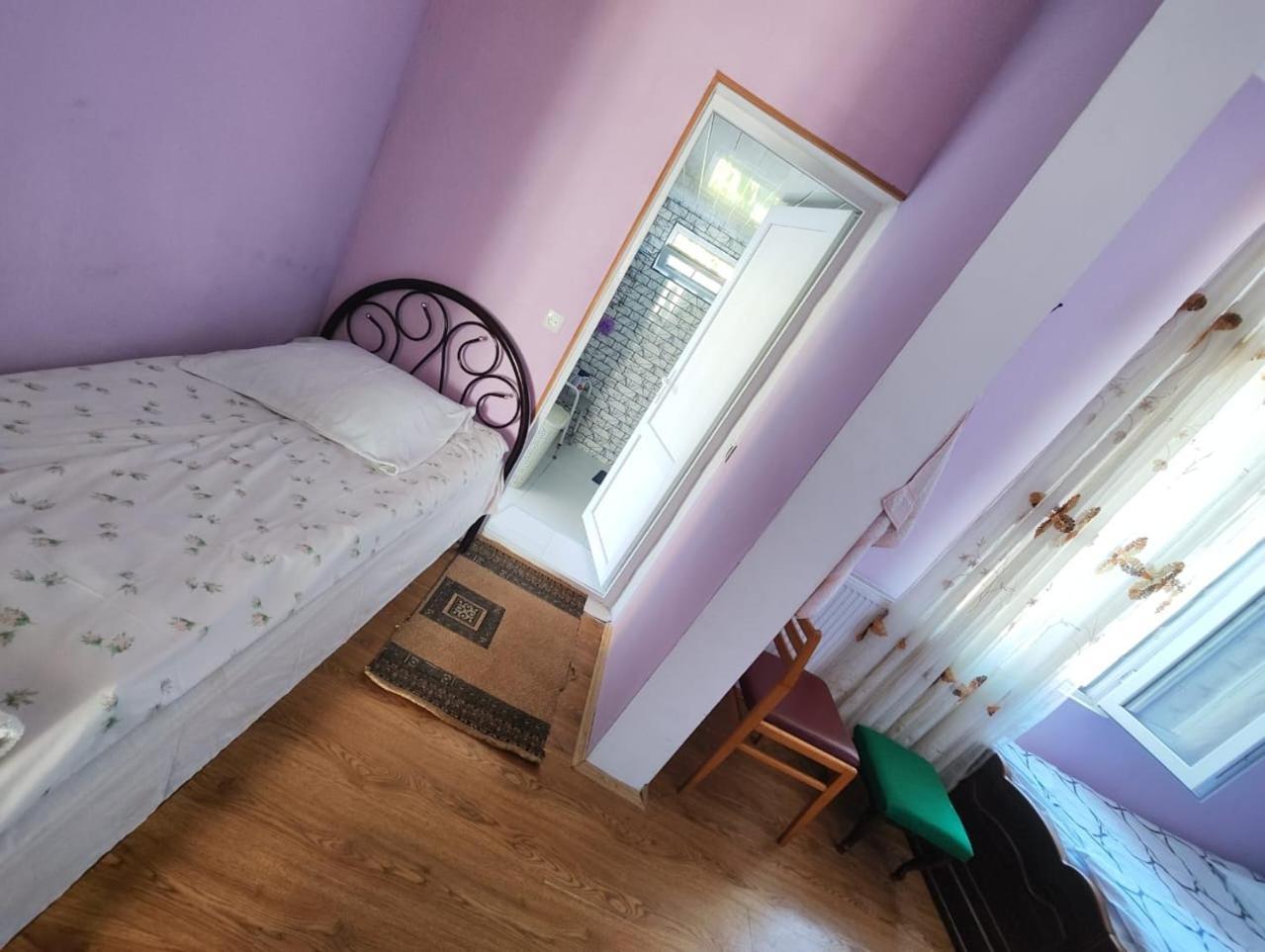Hotel Chveni Ezo Ambrolauri Exteriér fotografie