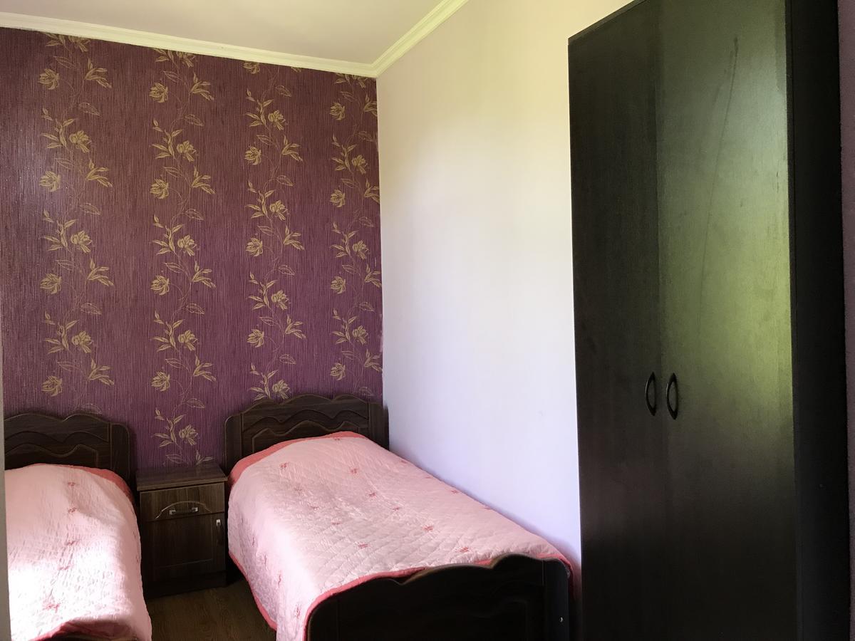 Hotel Chveni Ezo Ambrolauri Exteriér fotografie