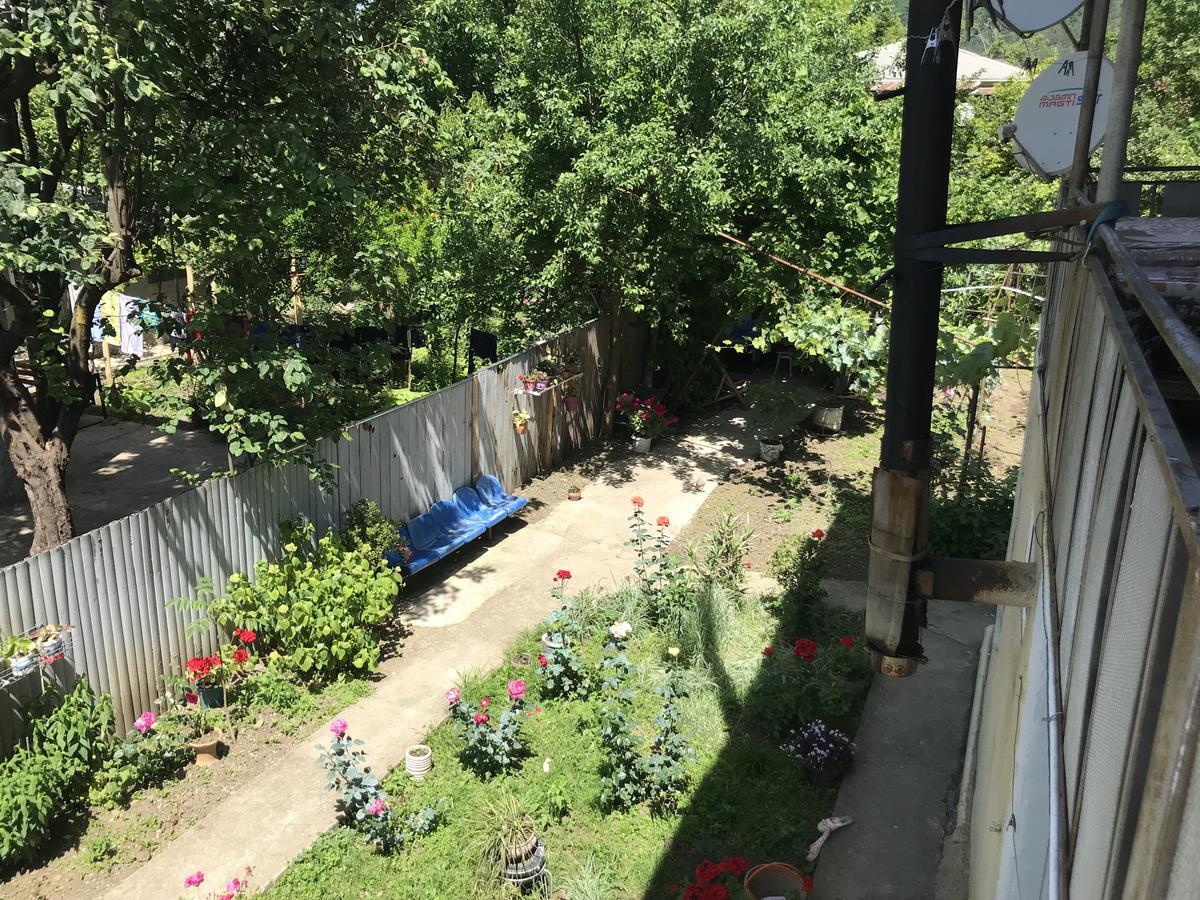 Hotel Chveni Ezo Ambrolauri Exteriér fotografie